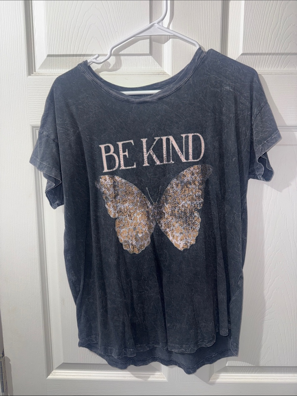 Be Kind Butterfly Graphic Tee - Black